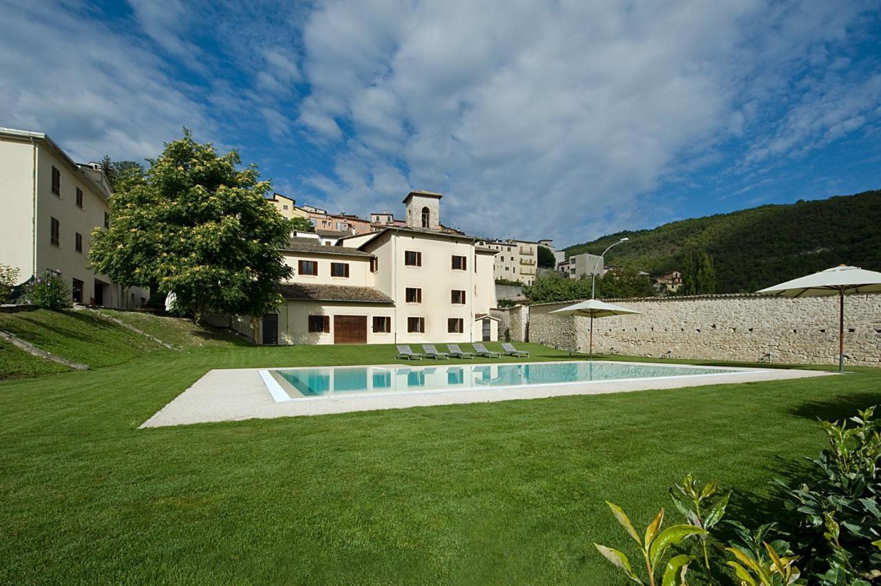 Hotel La Corte Cascia Bagian luar foto